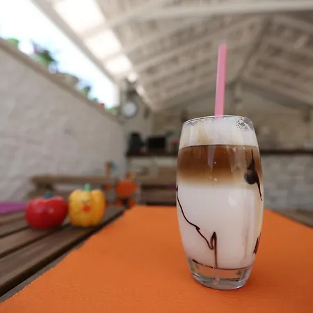 Peroni Bed & Breakfast Alacati