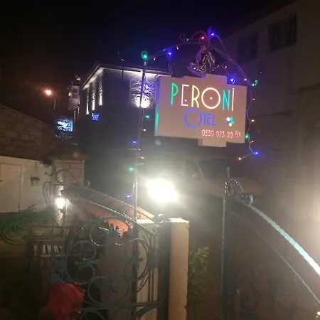 Oda ve Kahvaltı Peroni