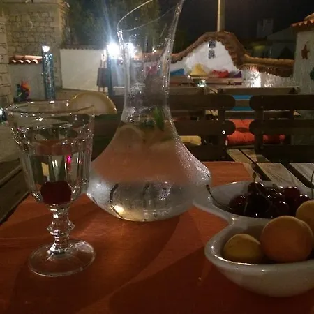 Peroni Oda ve Kahvaltı